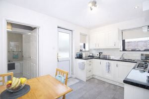 Kitchen/Diner- click for photo gallery